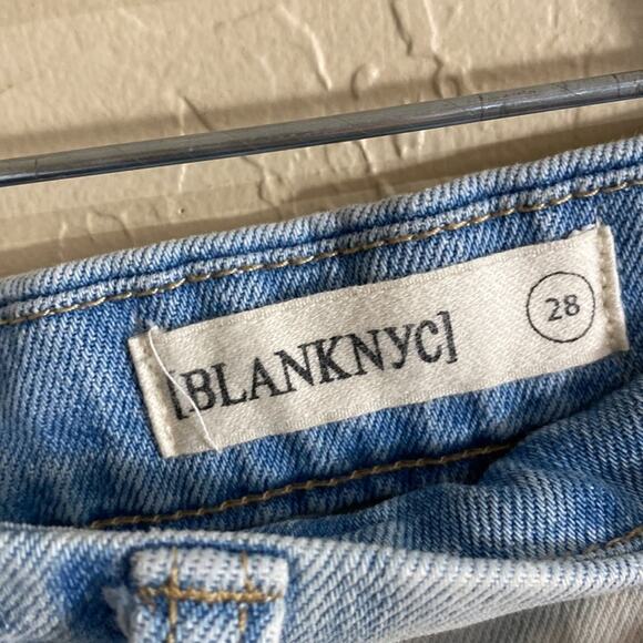 Blank NYC light wash jean skirt - Picture 4 of 5